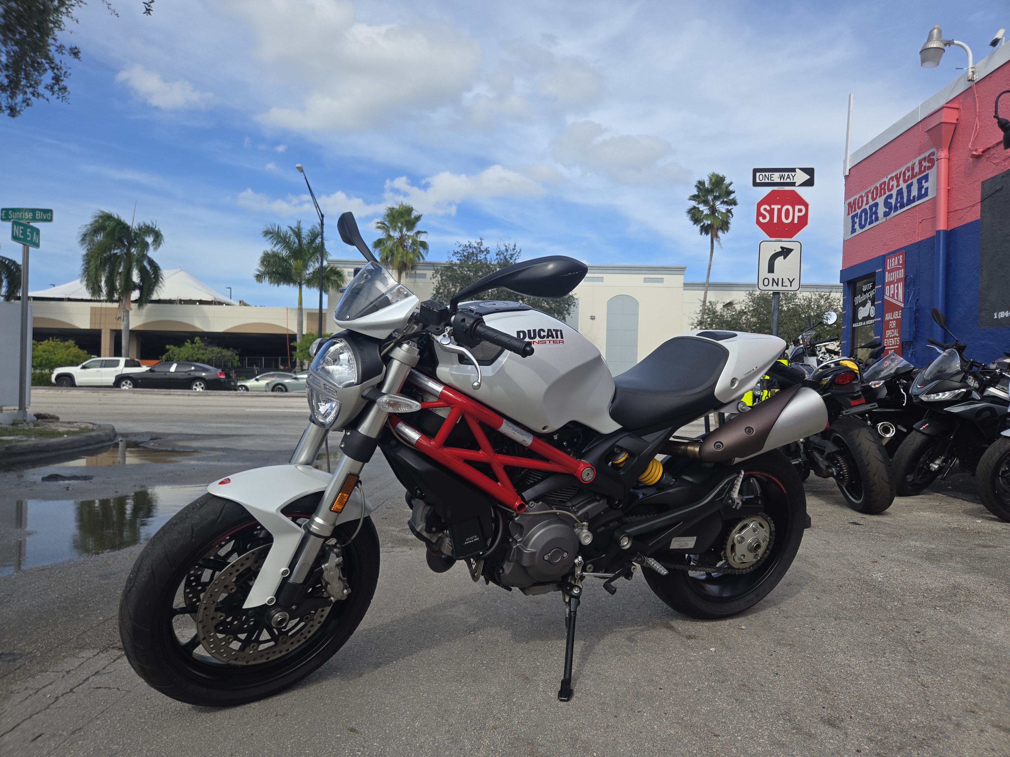 2011 Ducati Monster 796cc